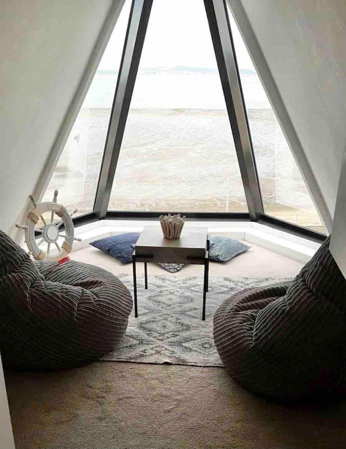 Lovely 2 Bedroom Modern Loft Apartment Sea View Morecambe Ngoại thất bức ảnh